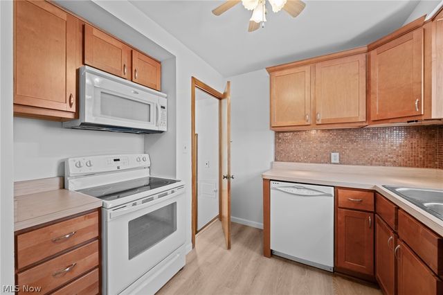 8315 Manorford Drive, Parma, OH 44129