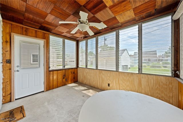 8315 Manorford Drive, Parma, OH 44129