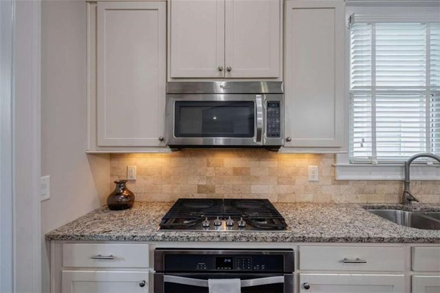 3790 Greenleffe Drive, Statham, GA 30666