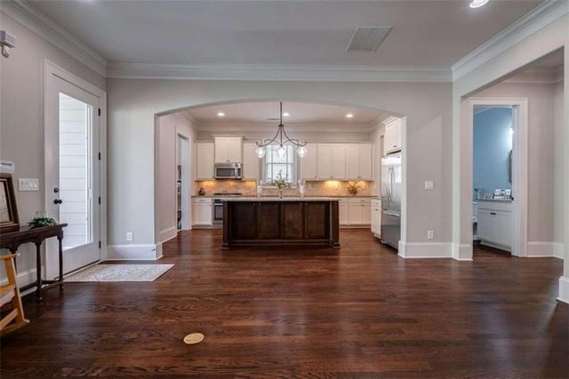 3790 Greenleffe Drive, Statham, GA 30666