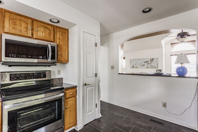 7685 River Road, Indianapolis, IN 46240