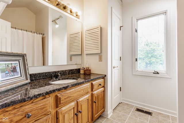 7685 River Road, Indianapolis, IN 46240