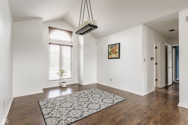 7685 River Road, Indianapolis, IN 46240