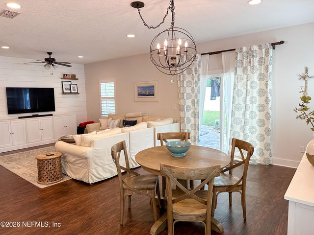 1117 17TH Street N, Jacksonville Beach, FL 32250