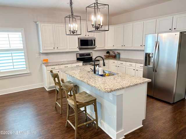 1117 17TH Street N, Jacksonville Beach, FL 32250