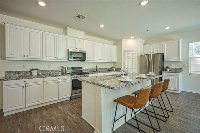 7922 Brass Kettle Circle, Riverside, CA 92507