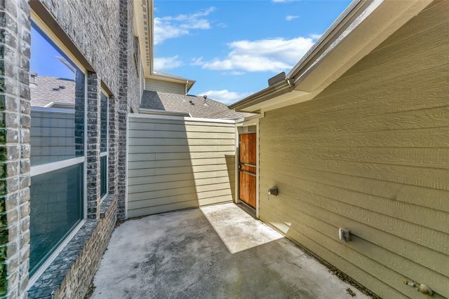 679 Emily Lane, Richardson, TX 75081