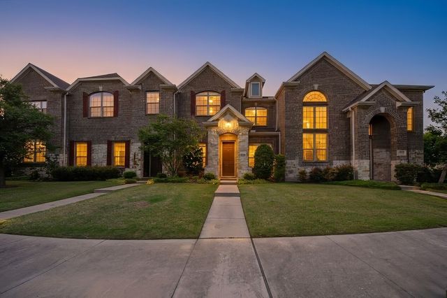 679 Emily Lane, Richardson, TX 75081