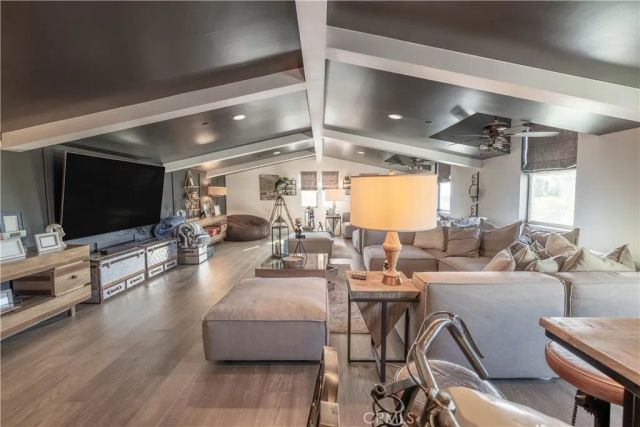 18806 Winnwood, Santa Ana, CA 92705