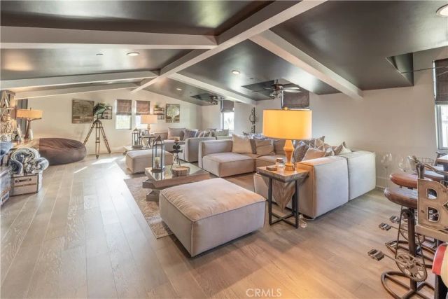 18806 Winnwood, Santa Ana, CA 92705