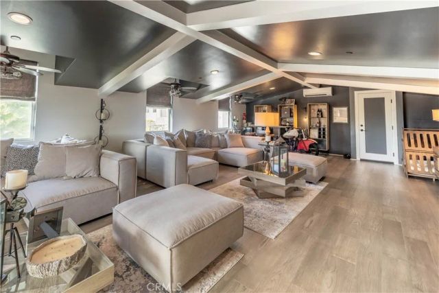 18806 Winnwood, Santa Ana, CA 92705