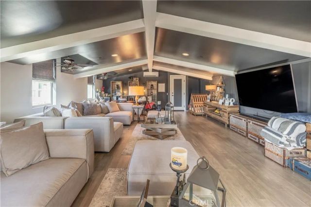 18806 Winnwood, Santa Ana, CA 92705