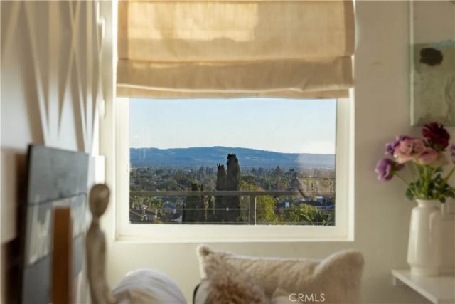 18806 Winnwood, Santa Ana, CA 92705