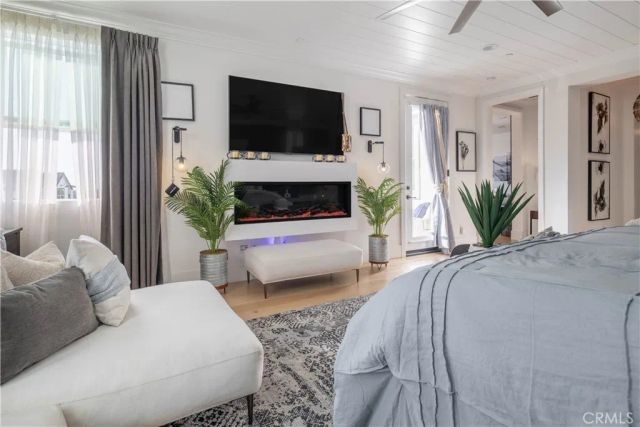 18806 Winnwood, Santa Ana, CA 92705