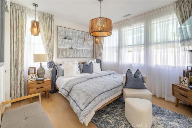 18806 Winnwood, Santa Ana, CA 92705