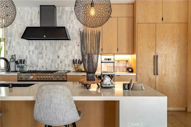 18806 Winnwood, Santa Ana, CA 92705