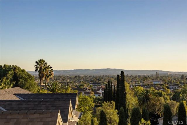 18806 Winnwood, Santa Ana, CA 92705