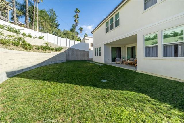 18806 Winnwood, Santa Ana, CA 92705