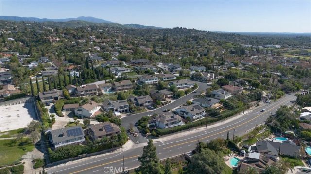 18806 Winnwood, Santa Ana, CA 92705