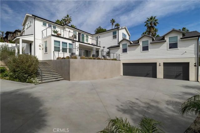18806 Winnwood, Santa Ana, CA 92705