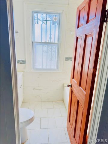 36 Johnson Street, Buffalo, NY 14212