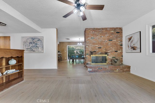 4775 Regalo Road, Woodland Hills, CA 91364
