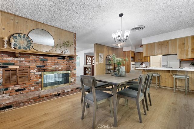 4775 Regalo Road, Woodland Hills, CA 91364