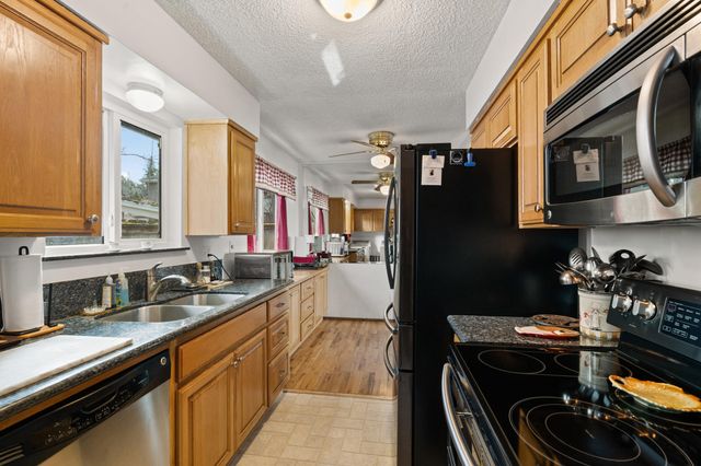 280 7th Street, Jacksonville, OR 97530