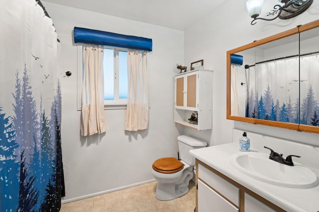 280 7th Street, Jacksonville, OR 97530