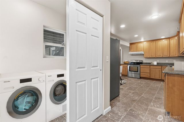 22225 NE Redmond-Fall City Road, Redmond, WA 98053