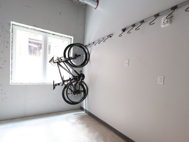 50 Symphony Rd 404, Boston, MA 02115