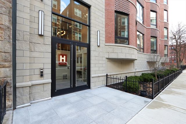 50 Symphony Rd 404, Boston, MA 02115