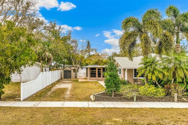 1024 PATTISON AVENUE, Sarasota, FL 34237