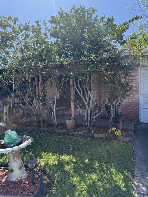 1761 El Mar Lane, Seabrook, TX 77586