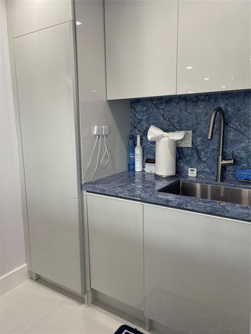 209 N Fort Lauderdale Beach Boulevard 2D, Fort Lauderdale, FL 33304