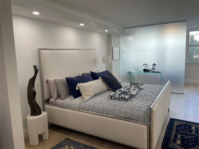 209 N Fort Lauderdale Beach Boulevard 2D, Fort Lauderdale, FL 33304