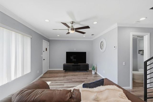 9416 Carlton Oaks Drive B, Santee, CA 92071