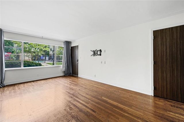 2240 Cheshire Bridge Road NE 207, Atlanta, GA 30324