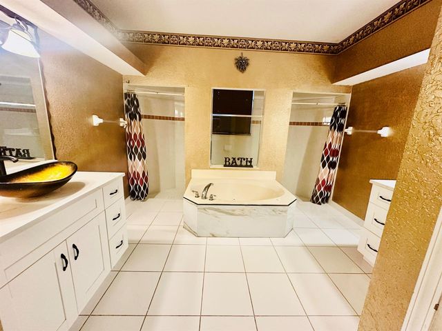 13638 88th Place N, West Palm Beach, FL 33412