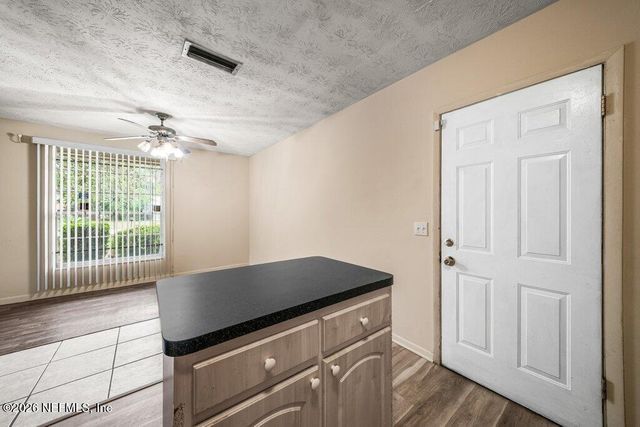 8307 GULLEGE Drive, Jacksonville, FL 32219
