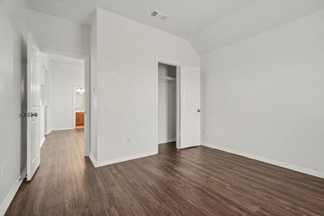 4549 Woodbluff Drive, Mesquite, TX 75150