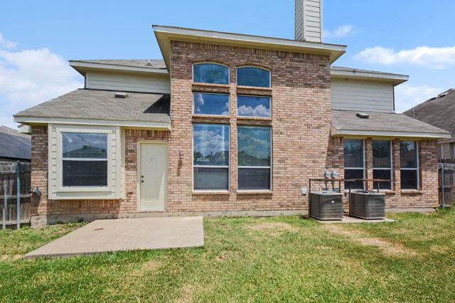 4549 Woodbluff Drive, Mesquite, TX 75150