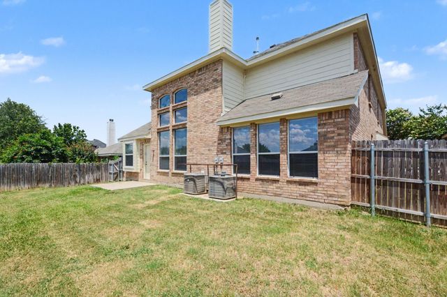 4549 Woodbluff Drive, Mesquite, TX 75150