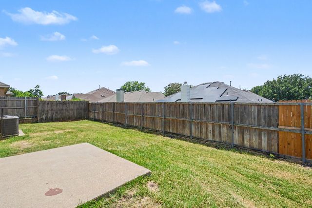 4549 Woodbluff Drive, Mesquite, TX 75150