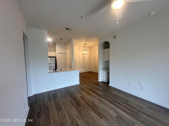 8601 BEACH Boulevard 1208, Jacksonville, FL 32216