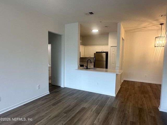 8601 BEACH Boulevard 1208, Jacksonville, FL 32216