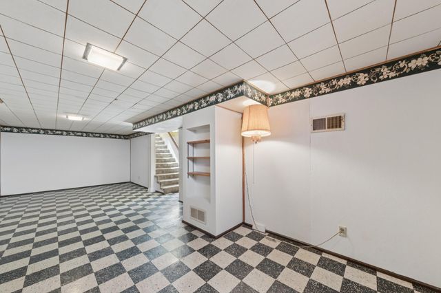 5712 39th Avenue S, Minneapolis, MN 55417