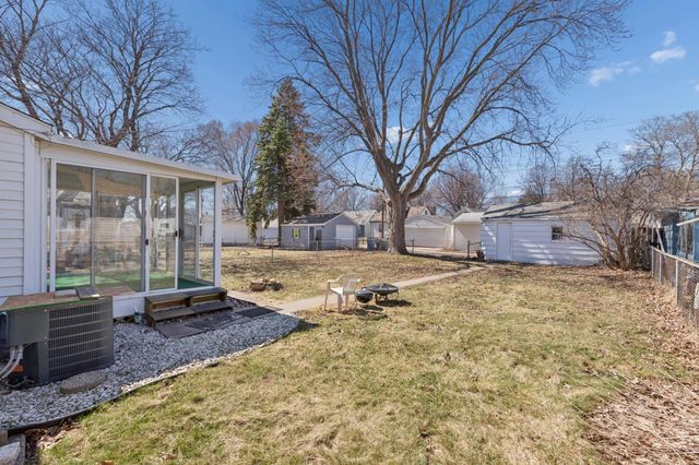 5712 39th Avenue S, Minneapolis, MN 55417