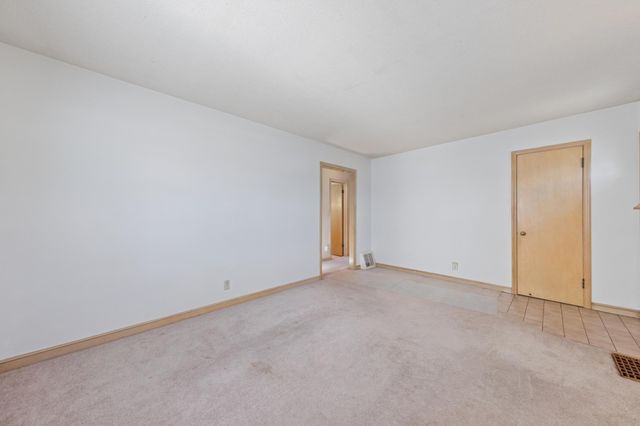 5712 39th Avenue S, Minneapolis, MN 55417