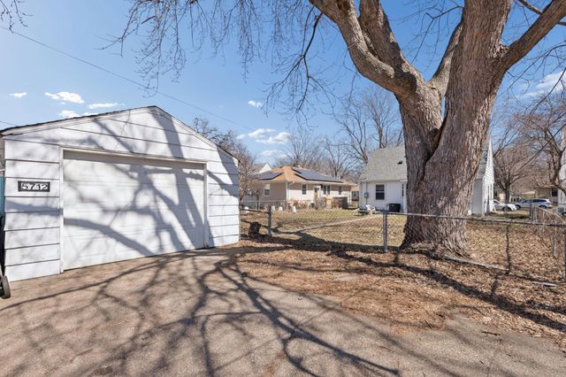 5712 39th Avenue S, Minneapolis, MN 55417